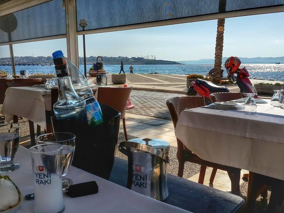 Pasifik Hotel Çeşme Exteriör bild