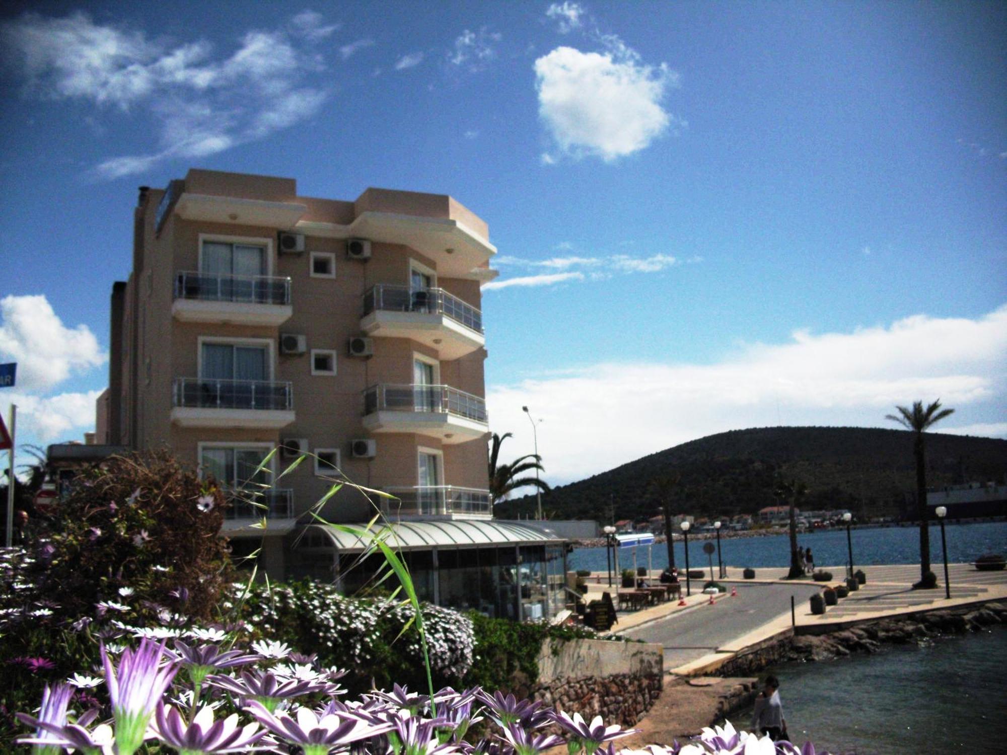 Pasifik Hotel Çeşme Exteriör bild