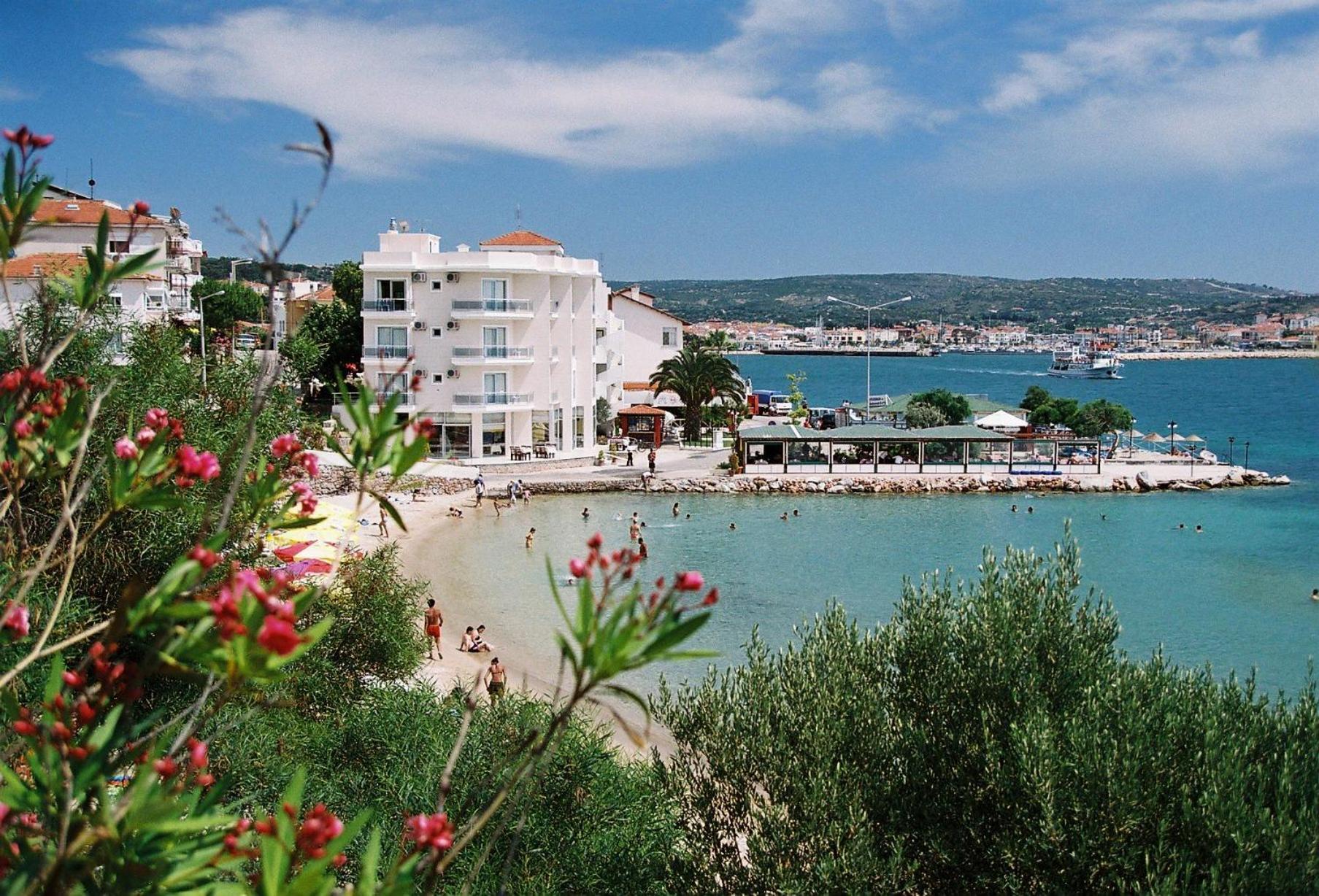 Pasifik Hotel Çeşme Exteriör bild