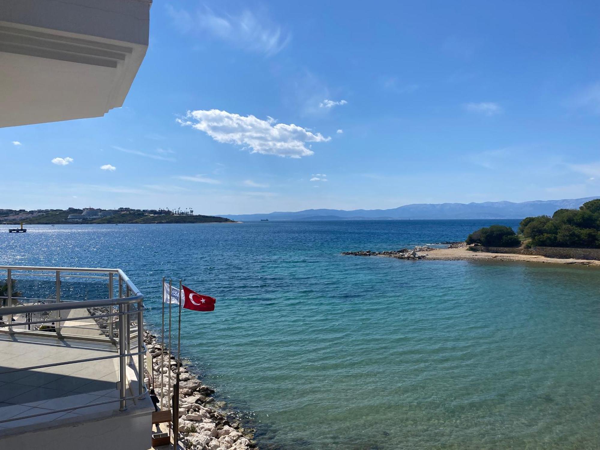Pasifik Hotel Çeşme Exteriör bild