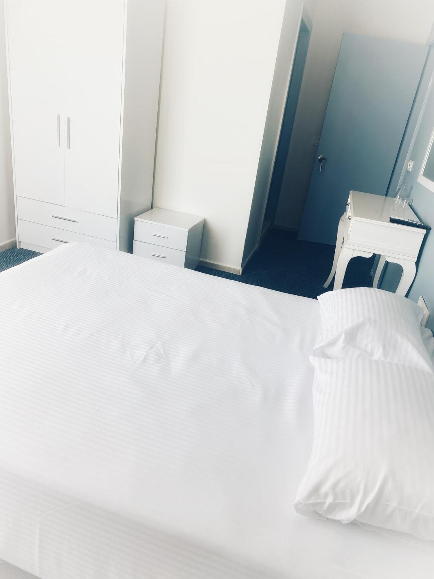 Pasifik Hotel Çeşme Exteriör bild