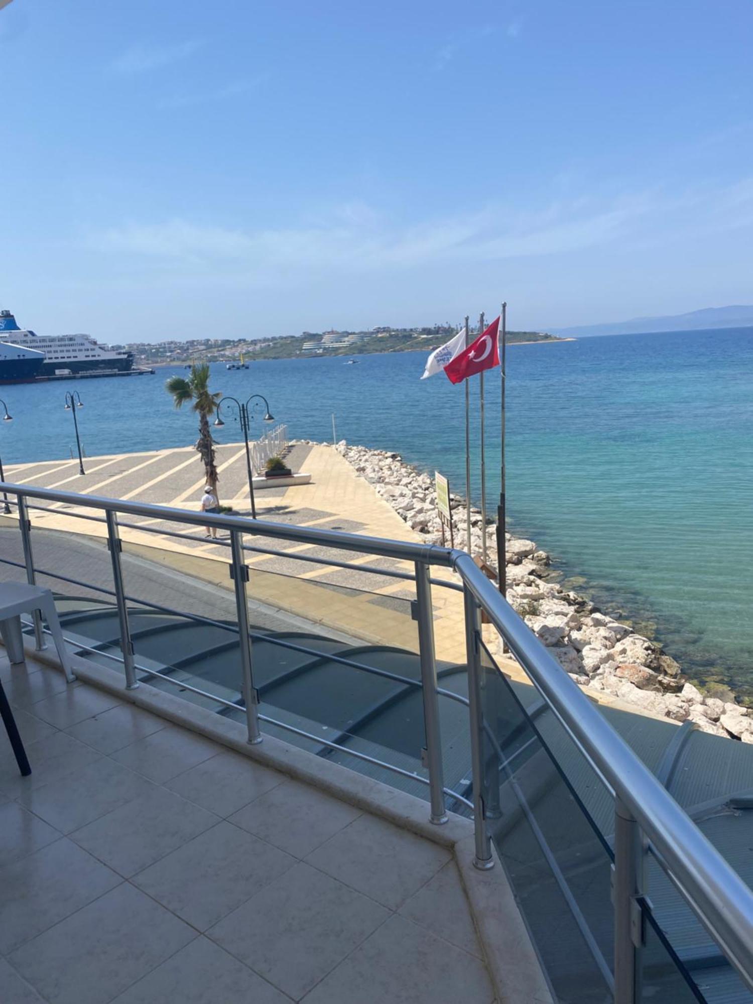Pasifik Hotel Çeşme Exteriör bild