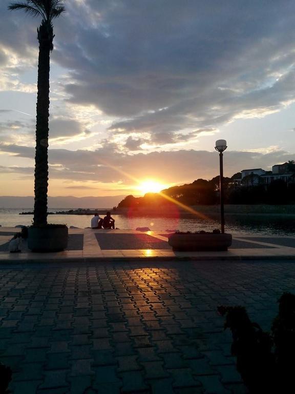 Pasifik Hotel Çeşme Exteriör bild